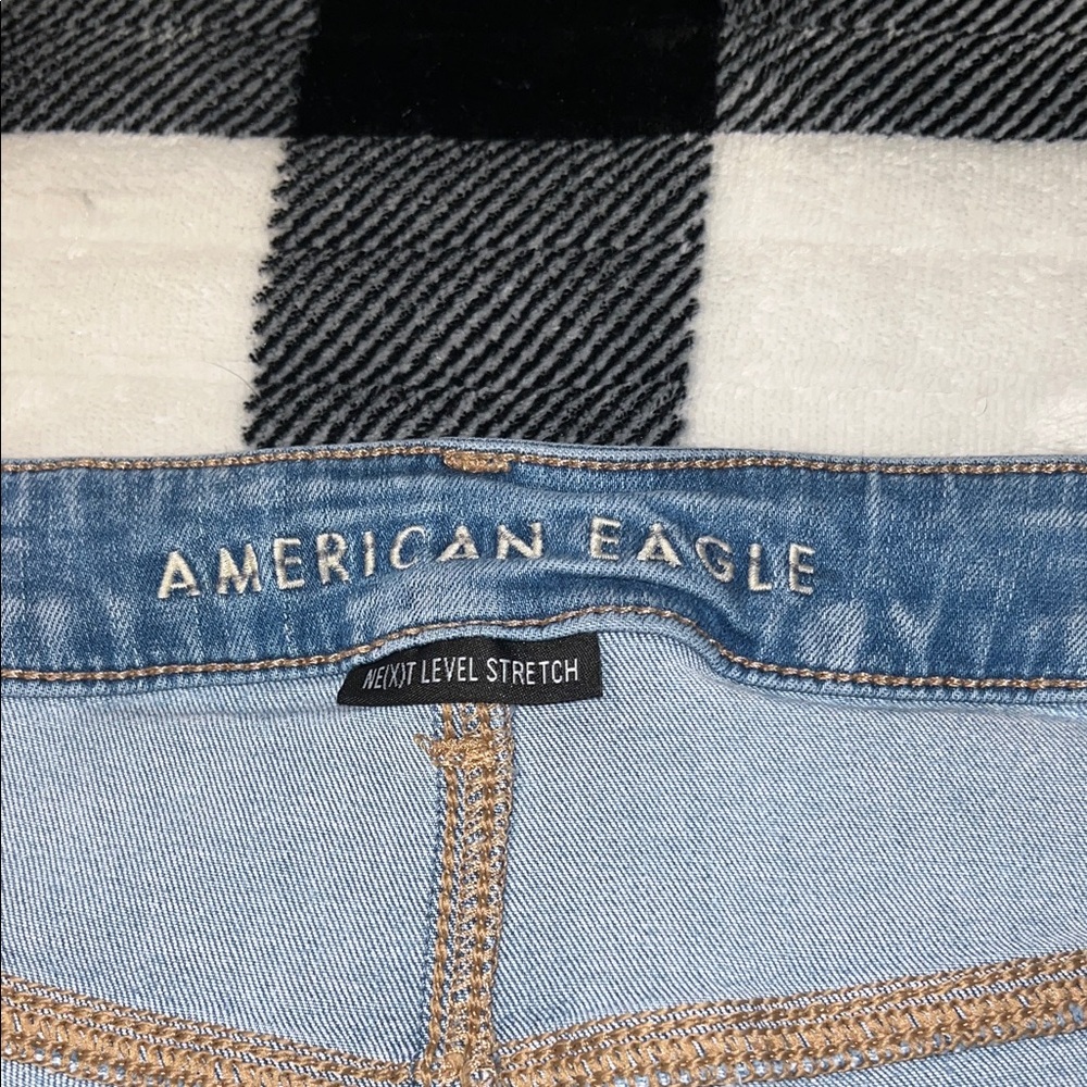 American Eagle Light Blue Denim Skinny Jeans - Picture 4 of 7